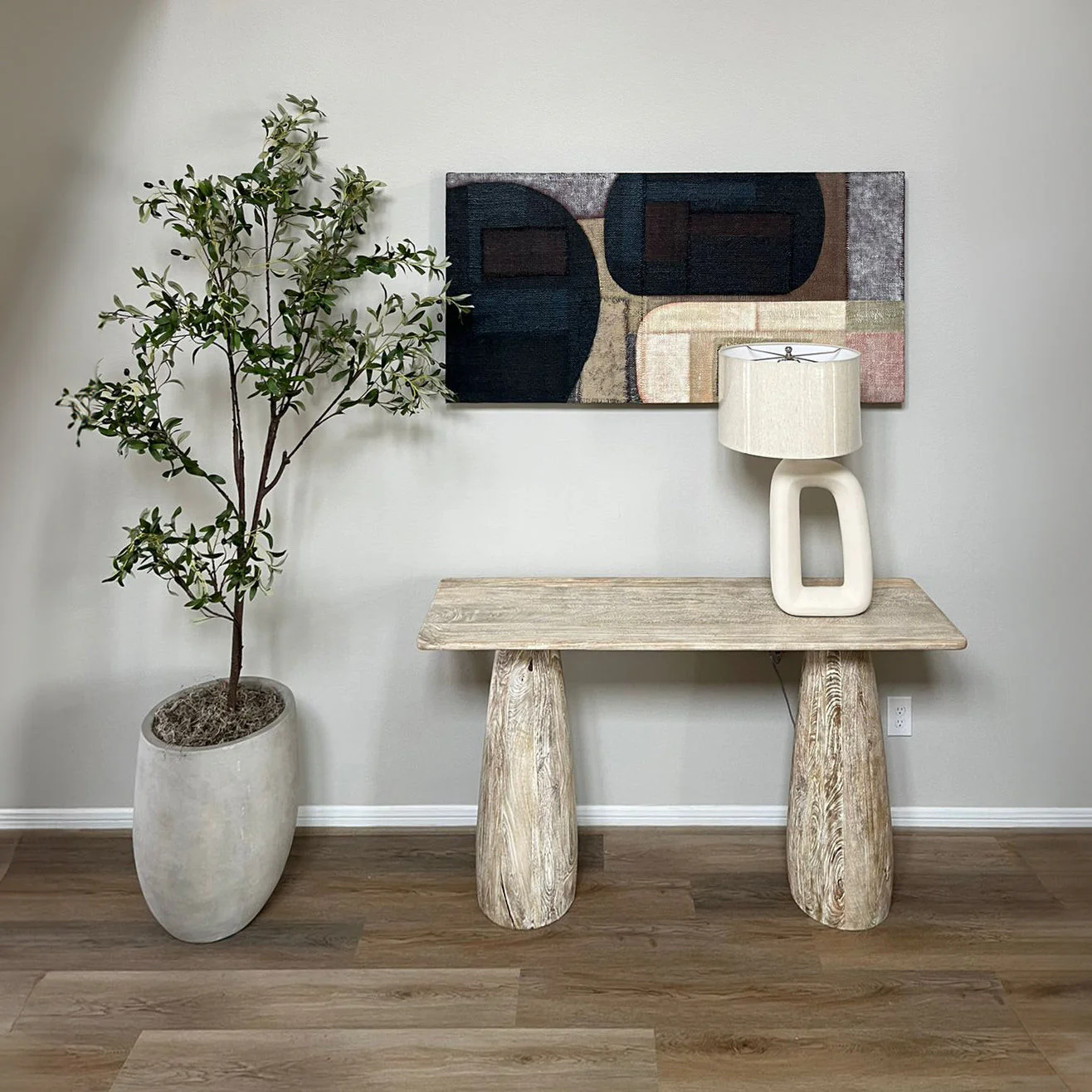 Lynwick Table Lamp - Ivory - Image 3