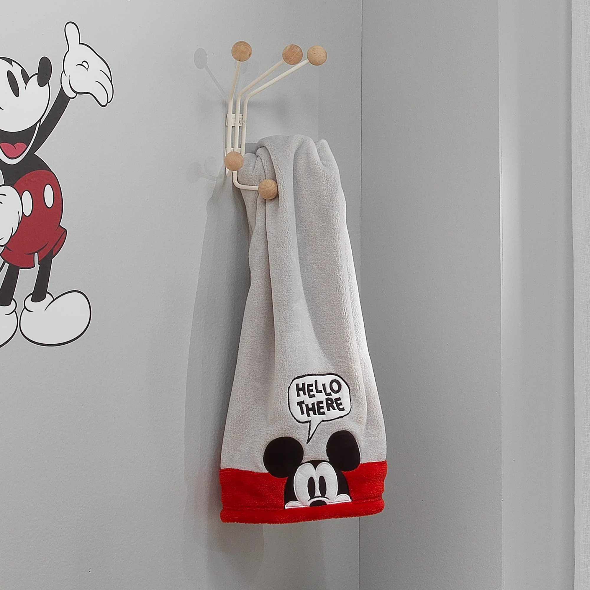 Magical Mickey Blanket - Image 3