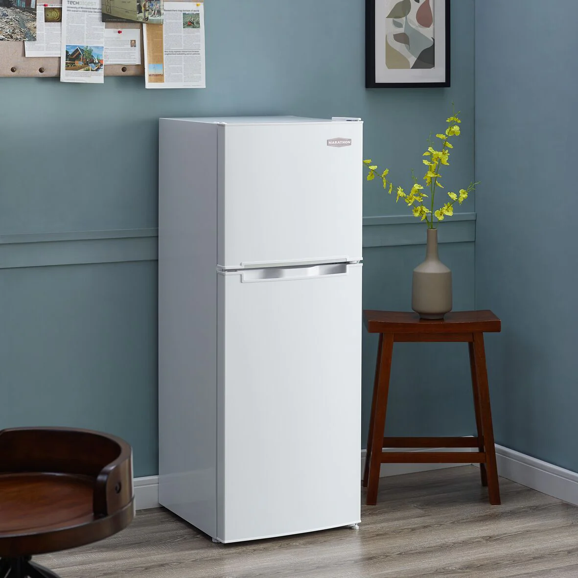 Marathon White Compact Refrigerator (4.8 cu.ft.) - MCR47W - Image 5
