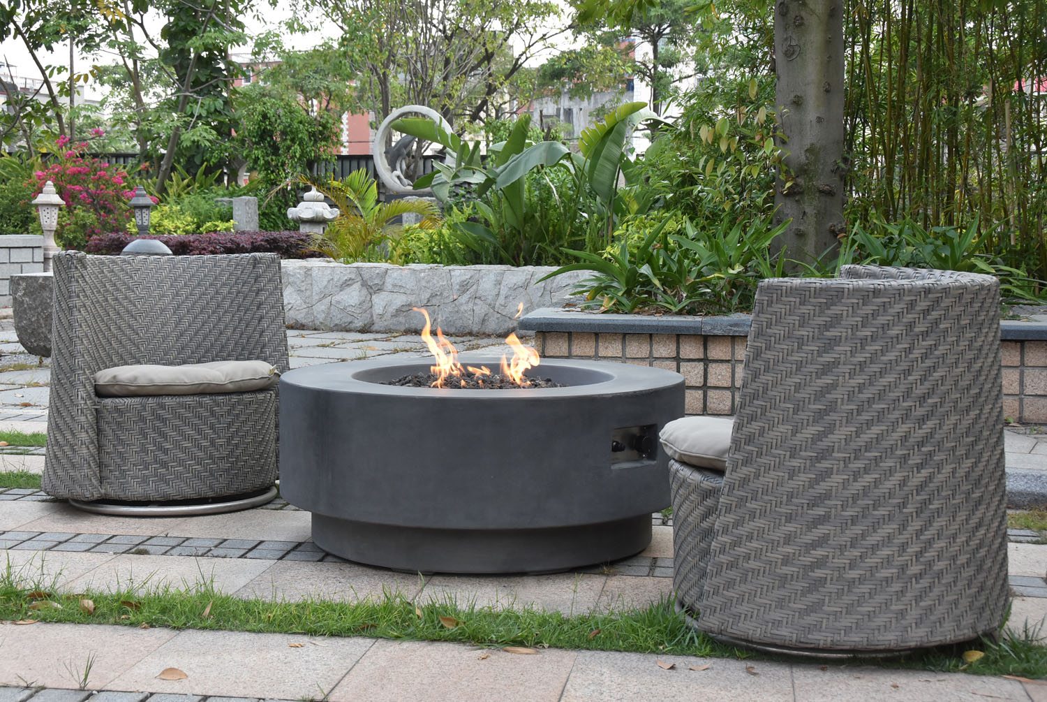 Mauna Kea Concrete Fire Table (Elementi) – Propane - Image 2