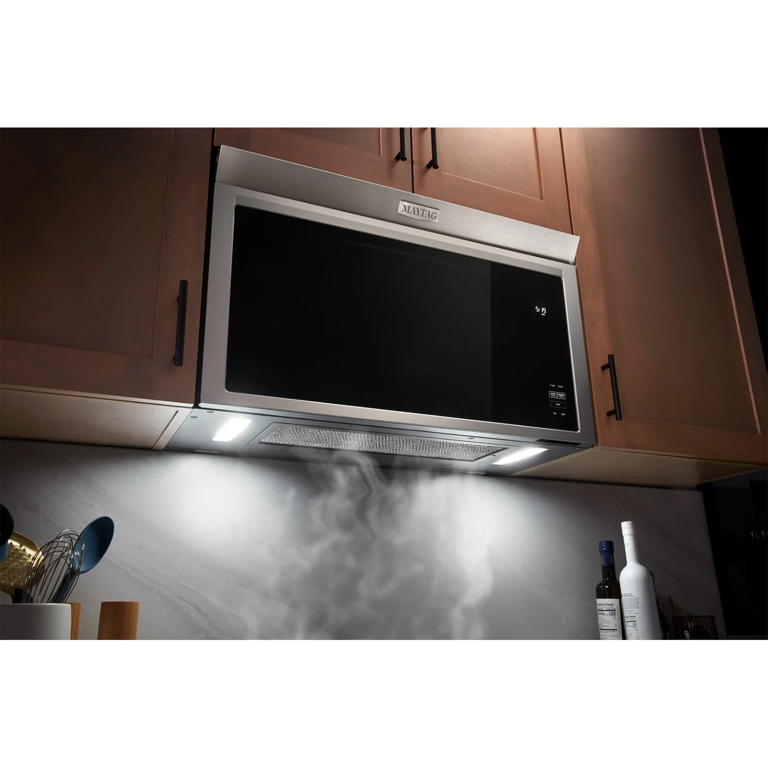 Maytag Fingerprint Resistant Stainless Steel Over-the-Range Microwave (1.10 Cu Ft) - YMMMF6030PZ - Image 9