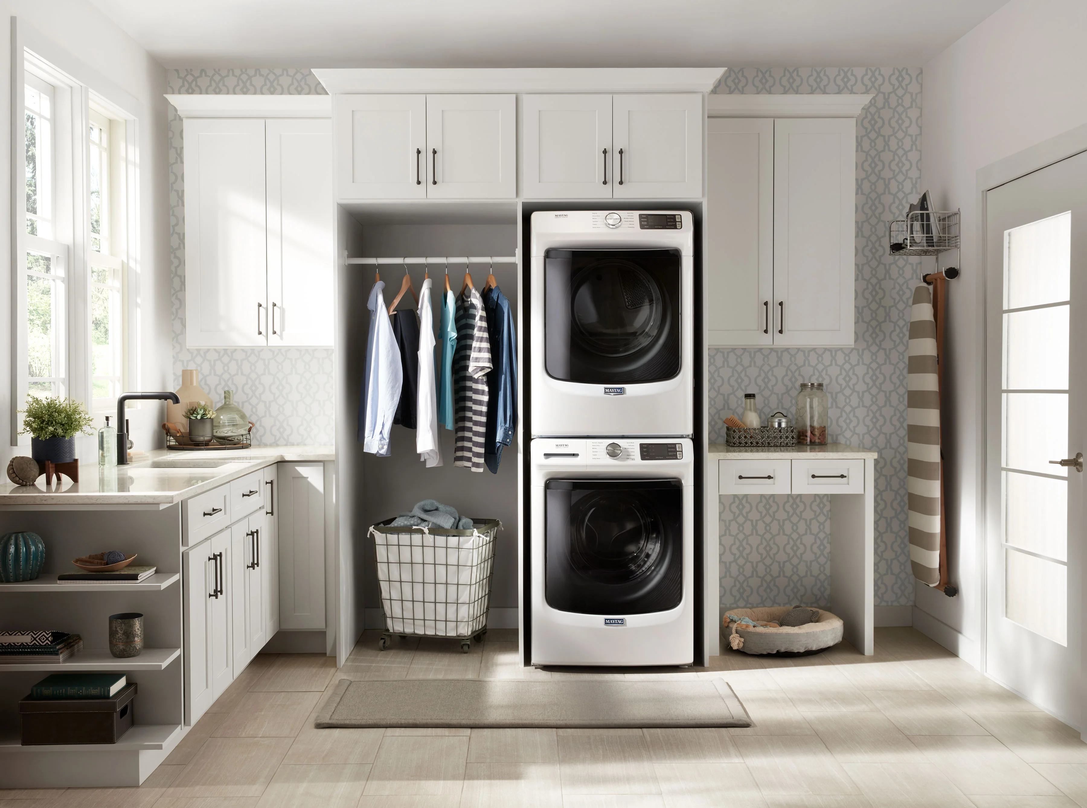 Maytag White Front Load Washer (5.5 cu.ft.) - MHW6630HW - Image 6