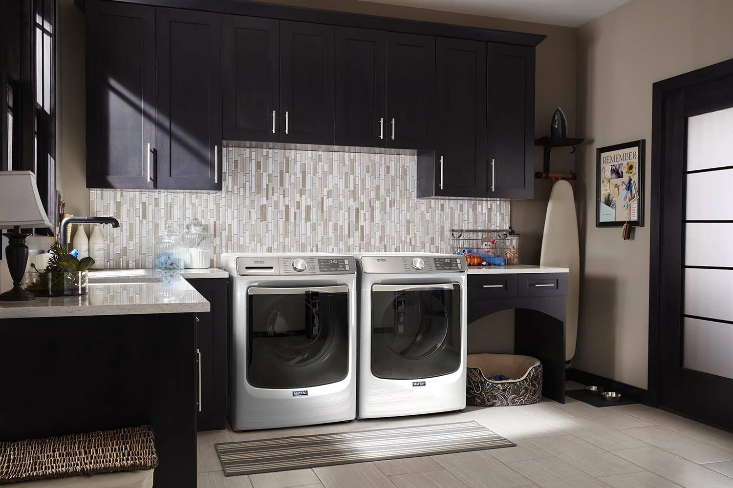 Maytag White Front-Load Washer (5.8 cu. ft.) & Electric Dryer (7.3 cu. ft.) - MHW8630HW/YMED8630HW - Image 2