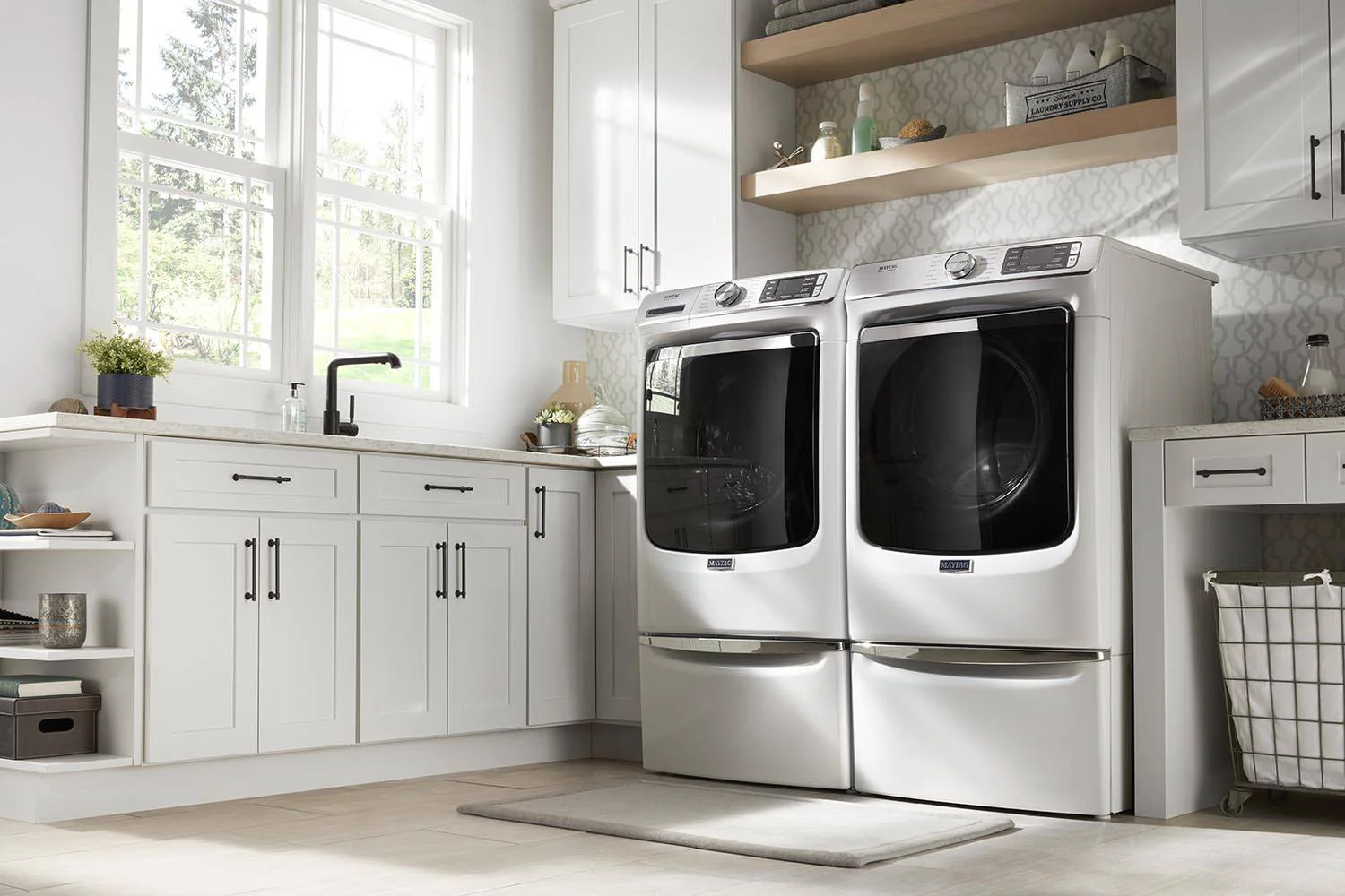 Maytag White Front-Load Washer (5.8 cu. ft.) & Electric Dryer (7.3 cu. ft.) - MHW8630HW/YMED8630HW - Image 7