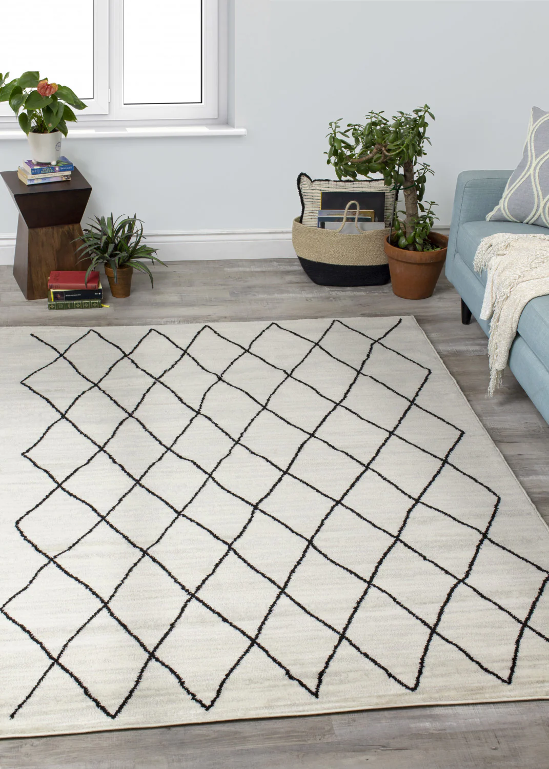 Meridian Pen-Drawn Trellis Lines Area Rug - 5' X 8' - Grey - Image 3