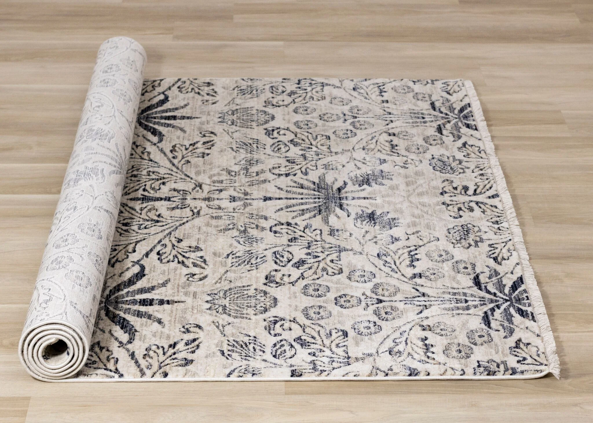 Midnight Garden 5'3" x 7'10" Ornate Leaf Pattern Area Rug - Cream - Image 8