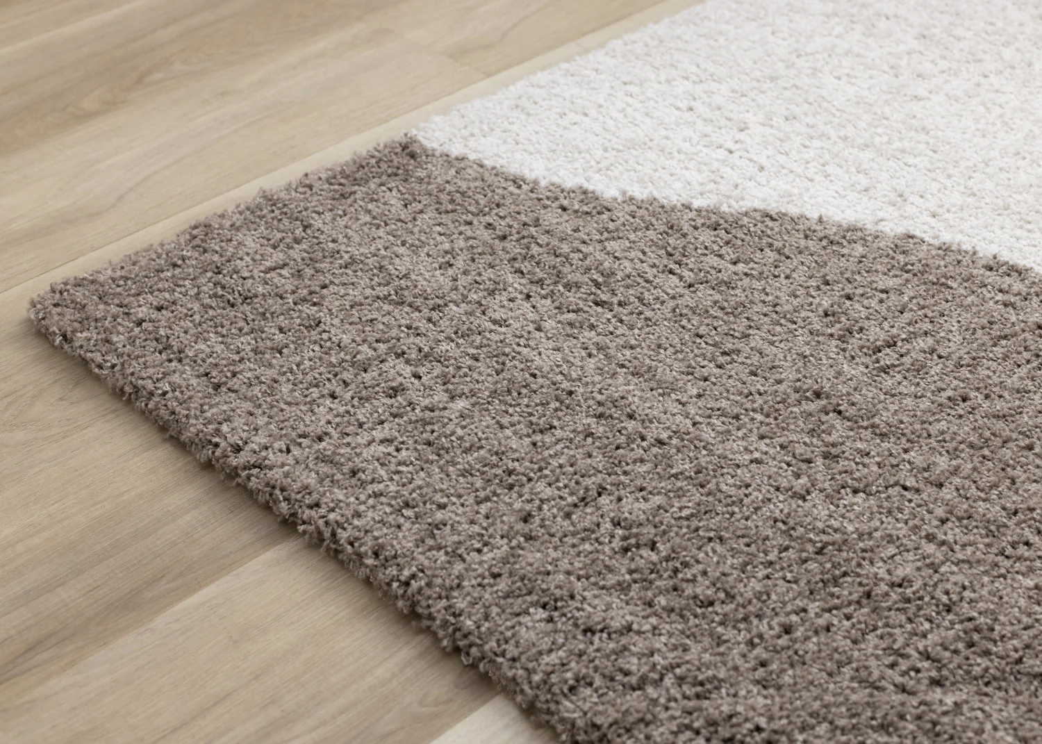 Misha Soft Modern Area Rug - 5' X 8' - Grey/Taupe - Image 12