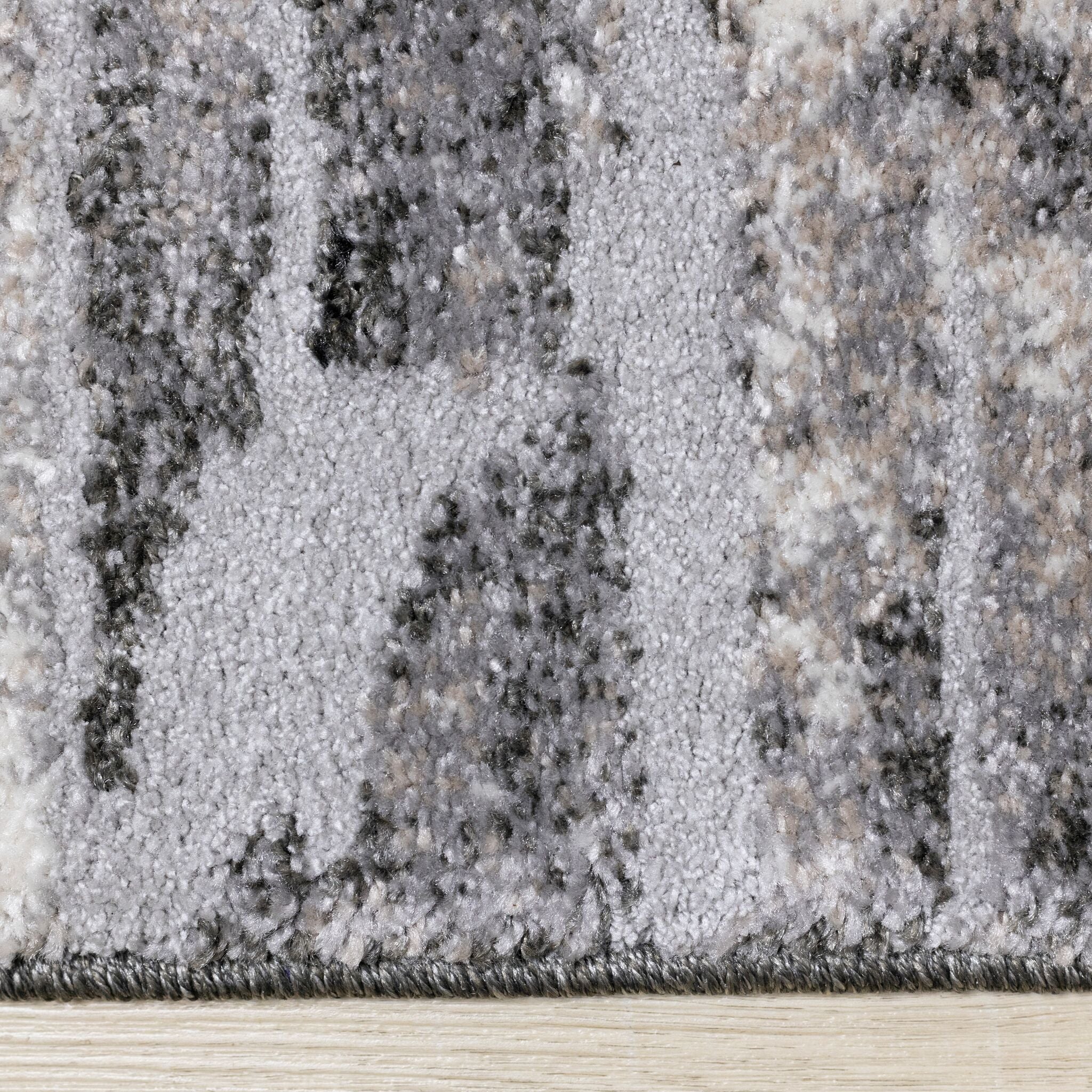 Montana 5'3" x 7'7" Barn Door Area Rug - Grey, Cream - Image 5