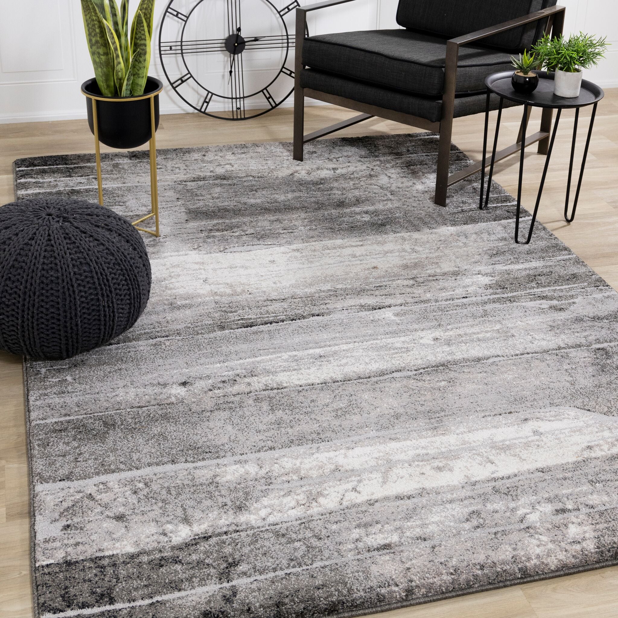 Montana 7'10" x 10'6" Barn Door Area Rug - Grey, Cream - Image 3