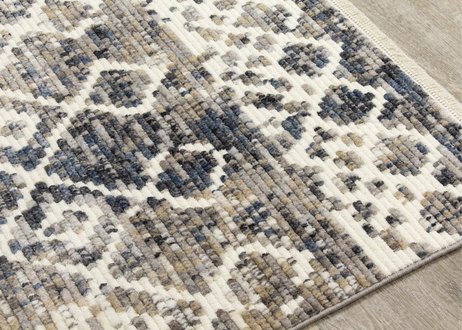 Natick 5'3" X 7'7" Tribal Rug - Beige Blue  Area Rug - Image 4