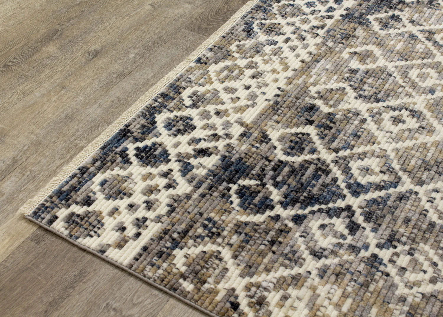 Natick 5'3" X 7'7" Tribal Rug - Beige Blue  Area Rug - Image 9