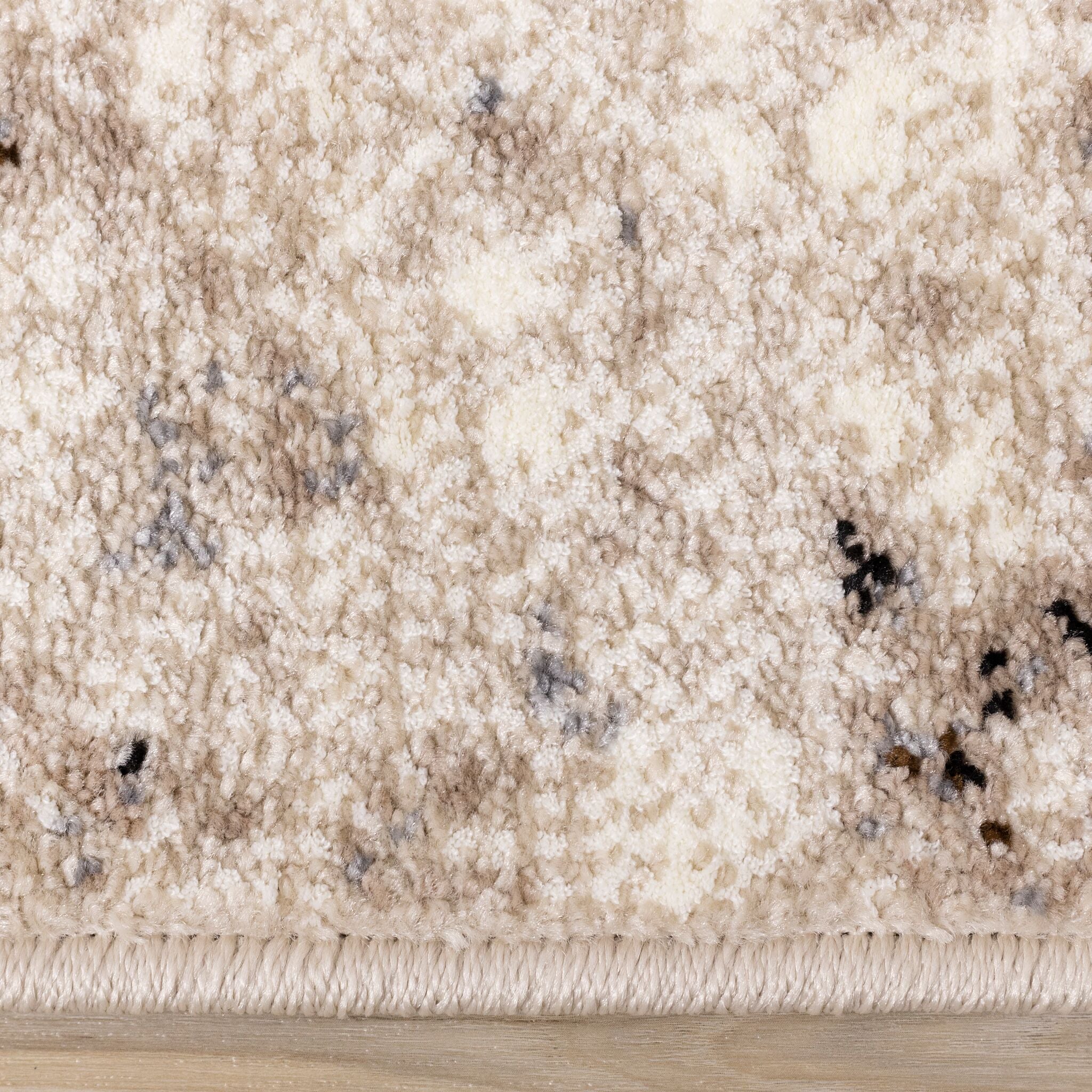 Natural Granite 6'7" x 9'10" Etched Stone Plush Area Rug - Beige - Image 4