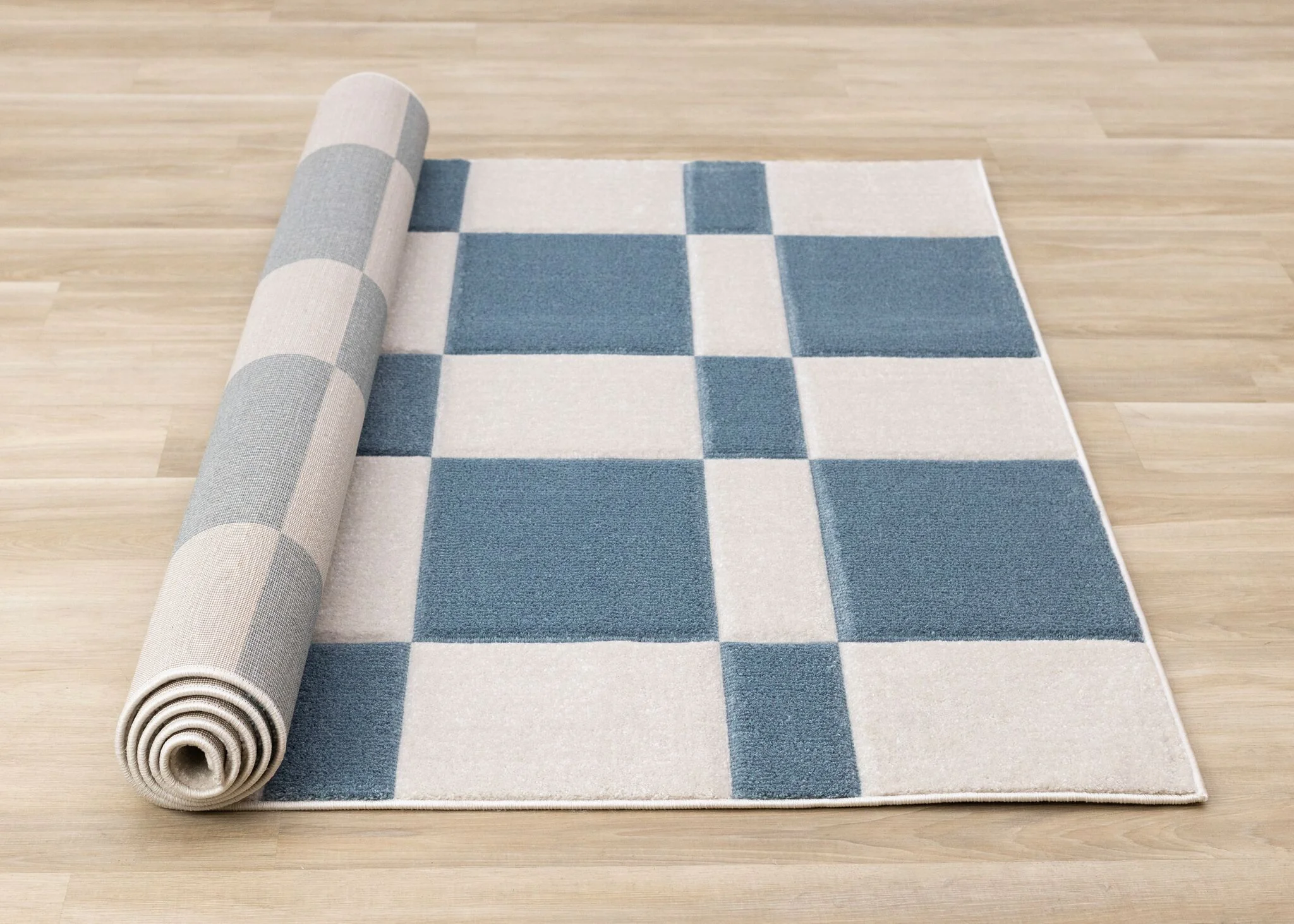 Ocean Blocks 6'7" x 9'6" Banded Rectangle Area Rug - Blue, White - Image 9