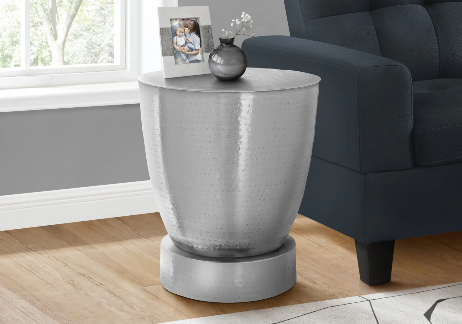 Ostra Side Table - Chrome - Image 2