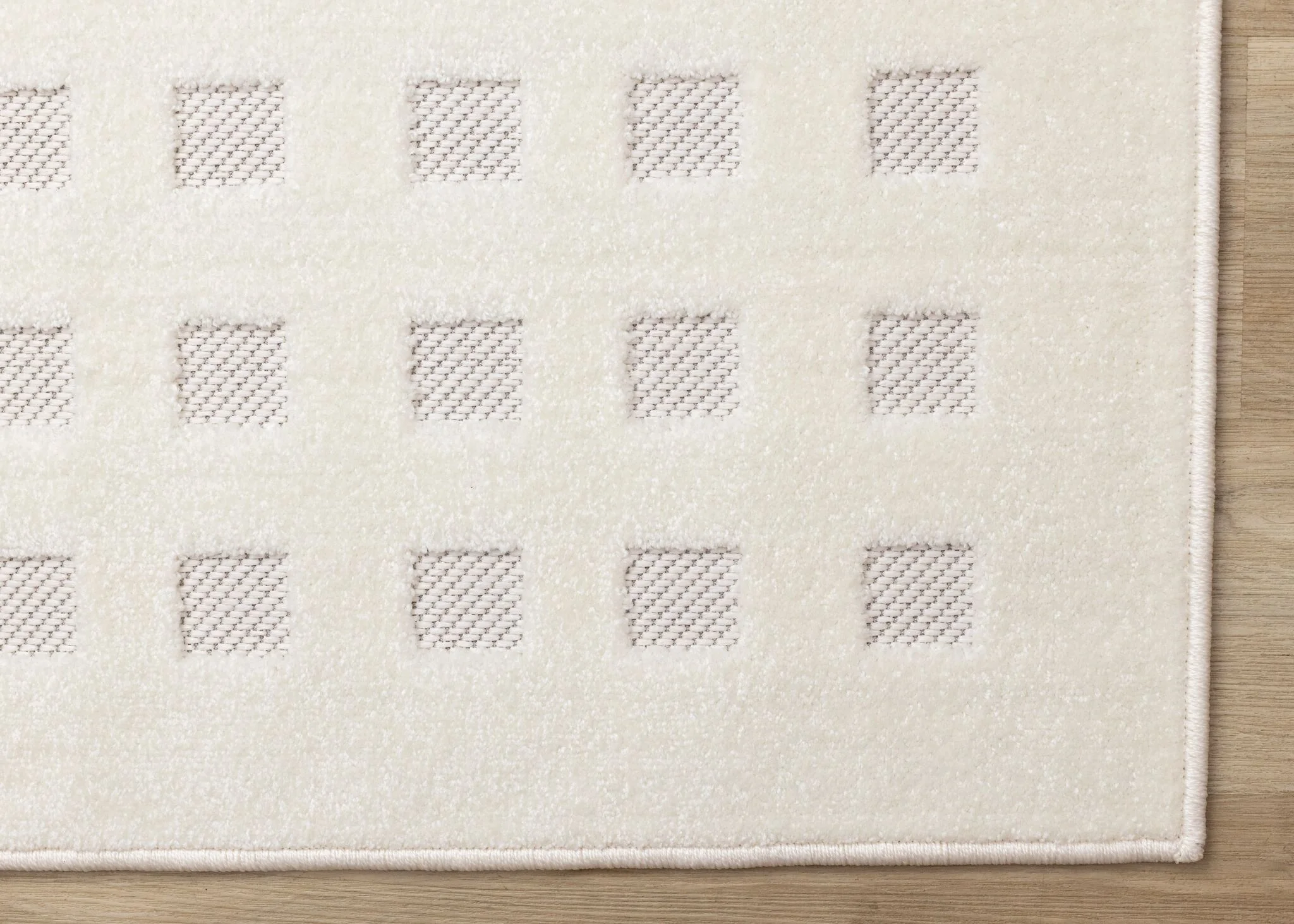 Pearl Grid 6'7" x 9'6" Grid Design Area Rug - White - Image 7