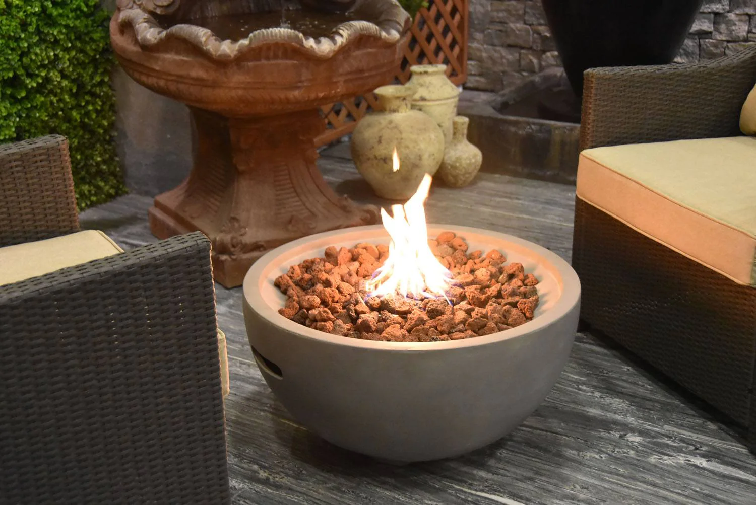 Puuoo Concrete Lava Fire Table (Modena) – Propane - Image 7