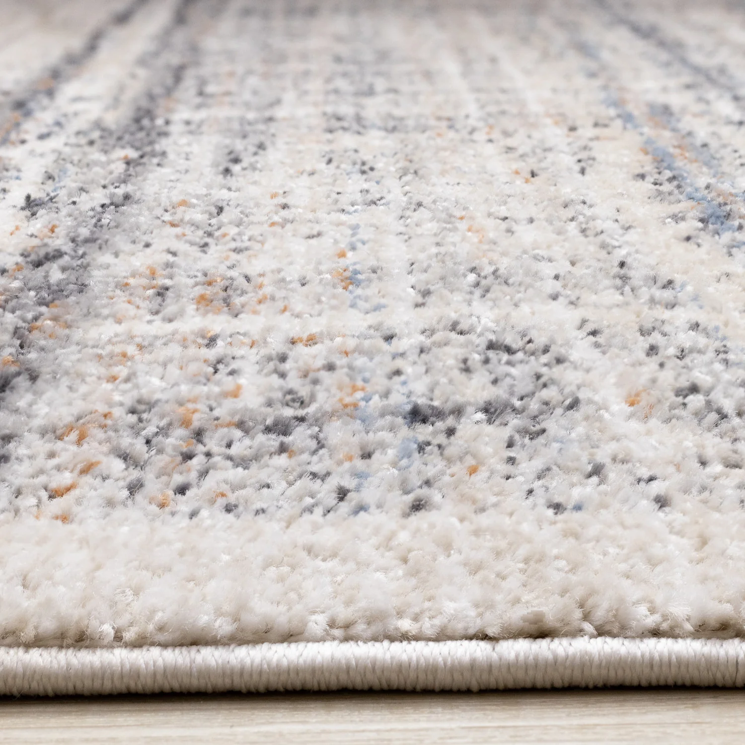 Sadie Casual Contemporary Area Rug - 5' X 8' - Grey/Beige - Image 5