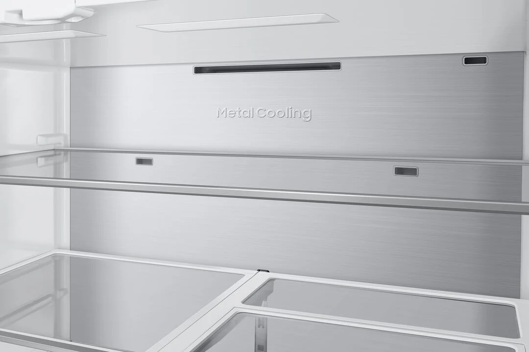 Samsung BESPOKE 36" 4-Door Counter-Depth Refrigerator with Beverage Center and Family Hub (Without Panels) (22.5 cu.ft.) - RF23BB8900ACAC - Image 9