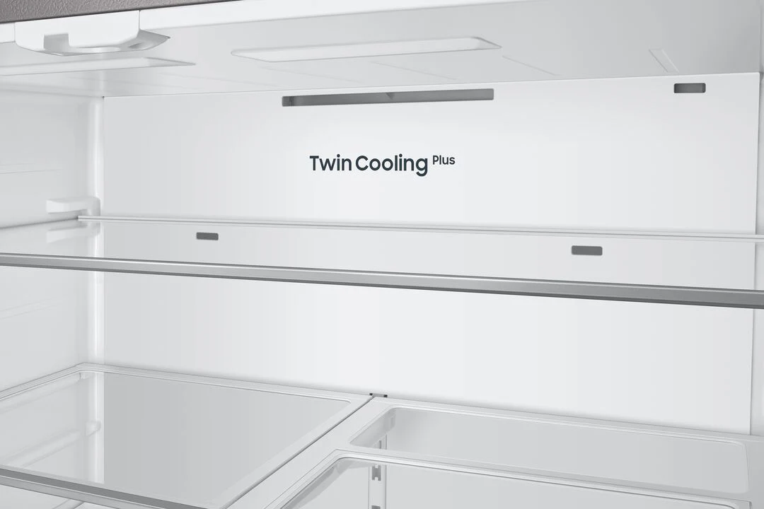 Samsung BESPOKE 36" 23.9 Cu. Ft. Stainless Steel Counter-Depth French Door Refrigerator - RF24BB6200QLAA - Image 13