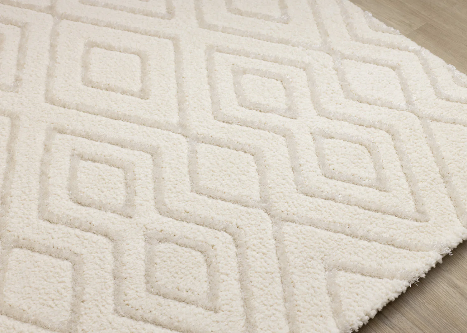 Sasha Soft Diamonds Area Rug - 5' X 8' - Cream - Image 4