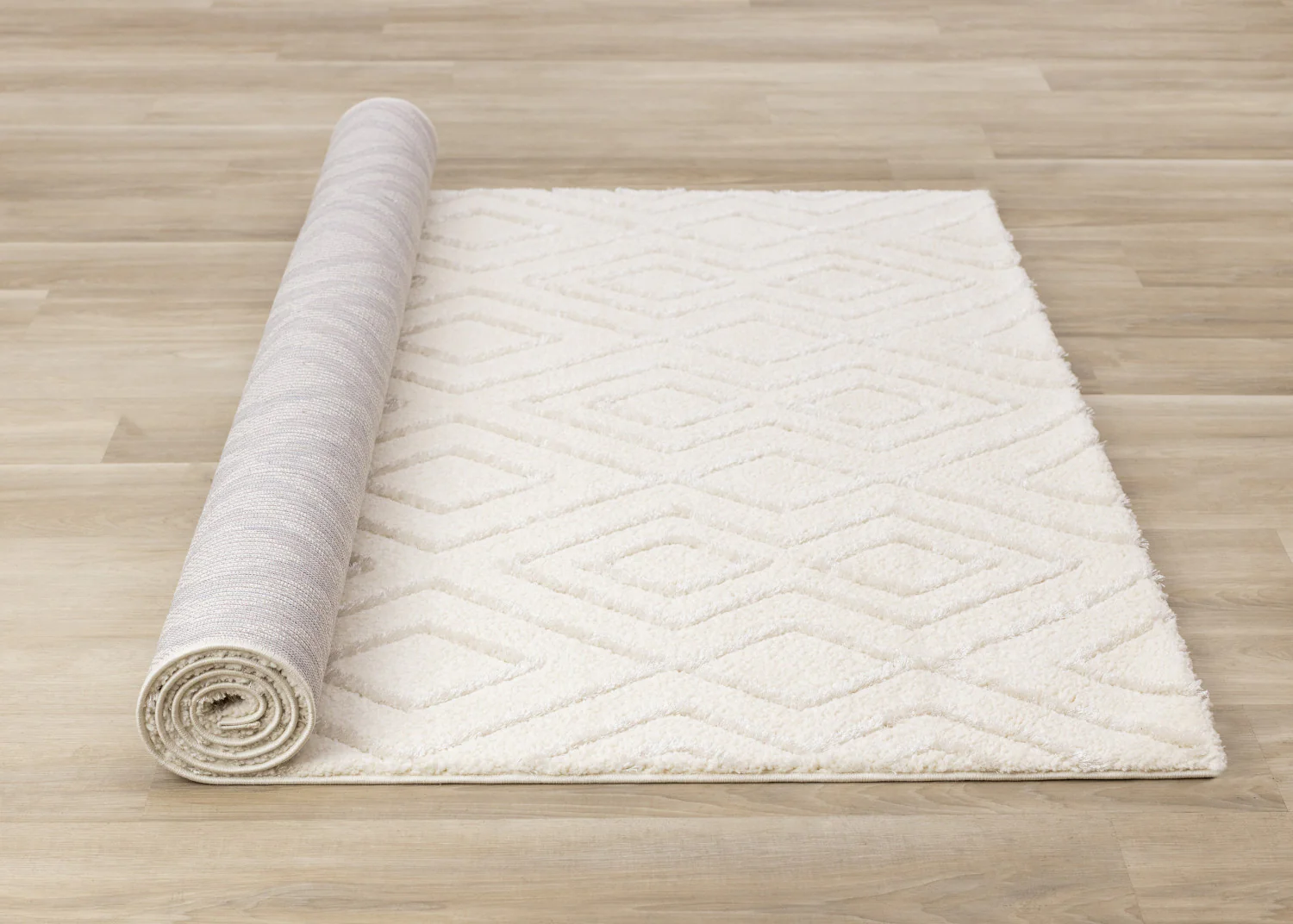 Sasha Soft Diamonds Area Rug - 5' X 8' - Cream - Image 8
