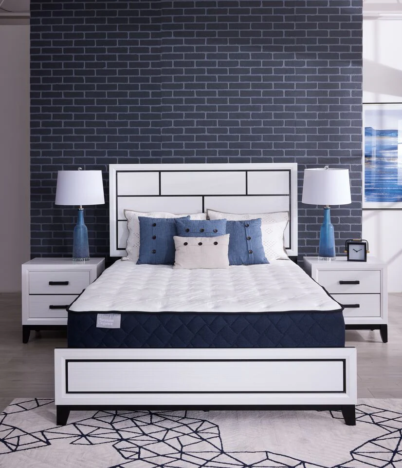 Sealy® Platinum Elegance Crystal Sky Firm Queen Mattress - Image 4