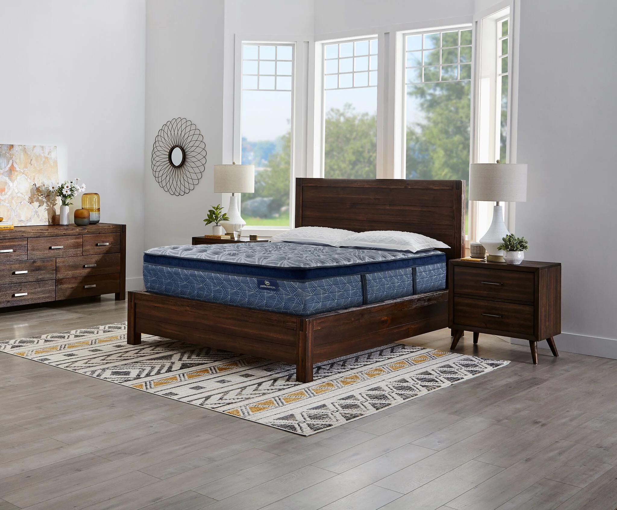 Serta® Perfect Sleeper Triumph Firm Euro Top King Mattress - Image 2