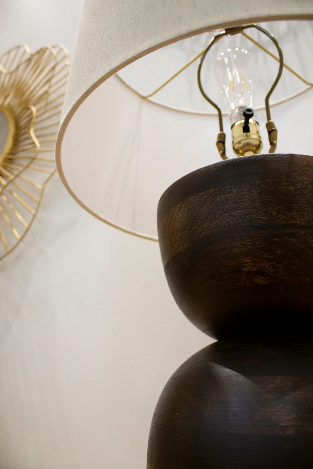 Silvane Contour Lamp - Dark Brown - Image 10