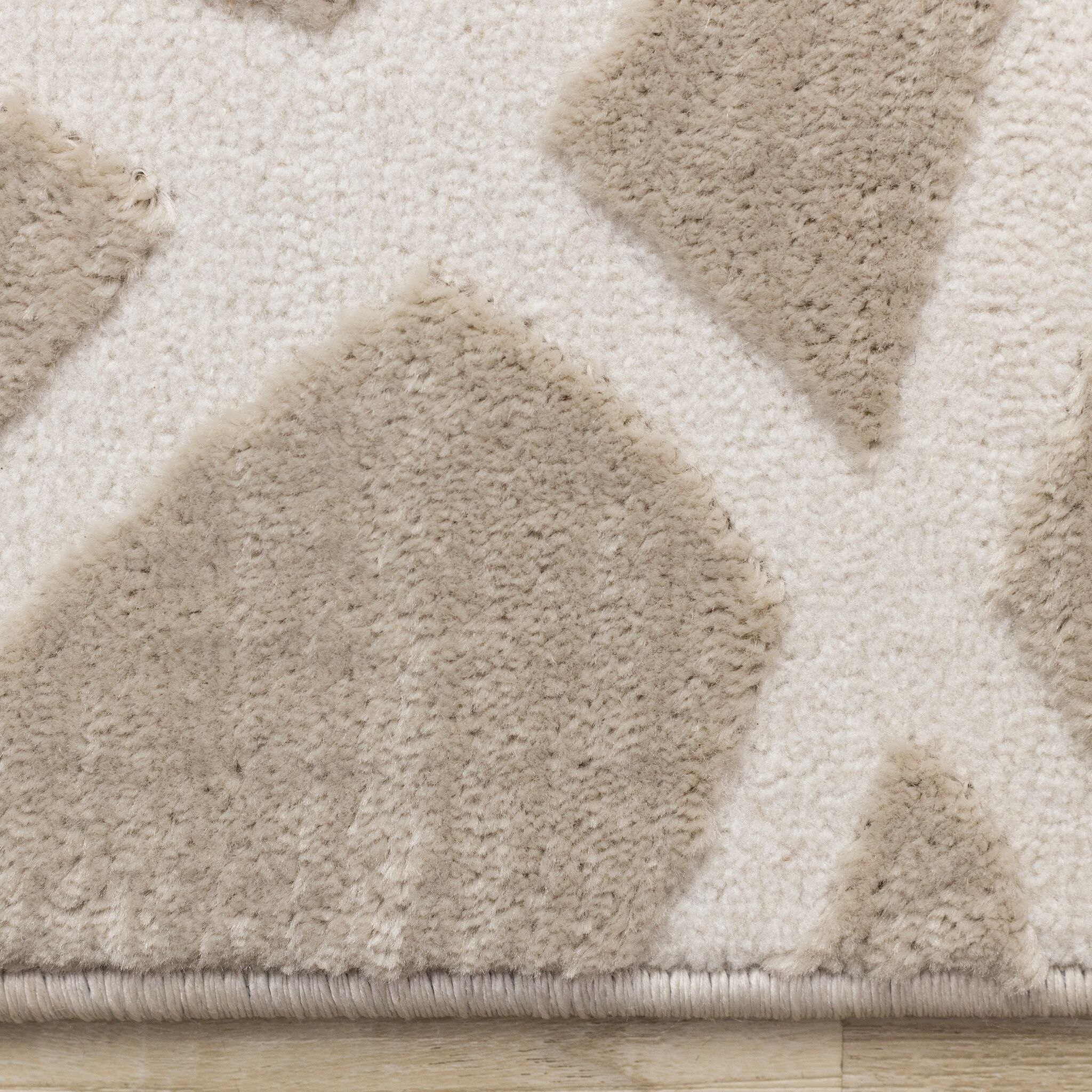 Soft Currents 5'3" x 7'7" Organic Line Design Area Rug - Beige, Cream - Image 7