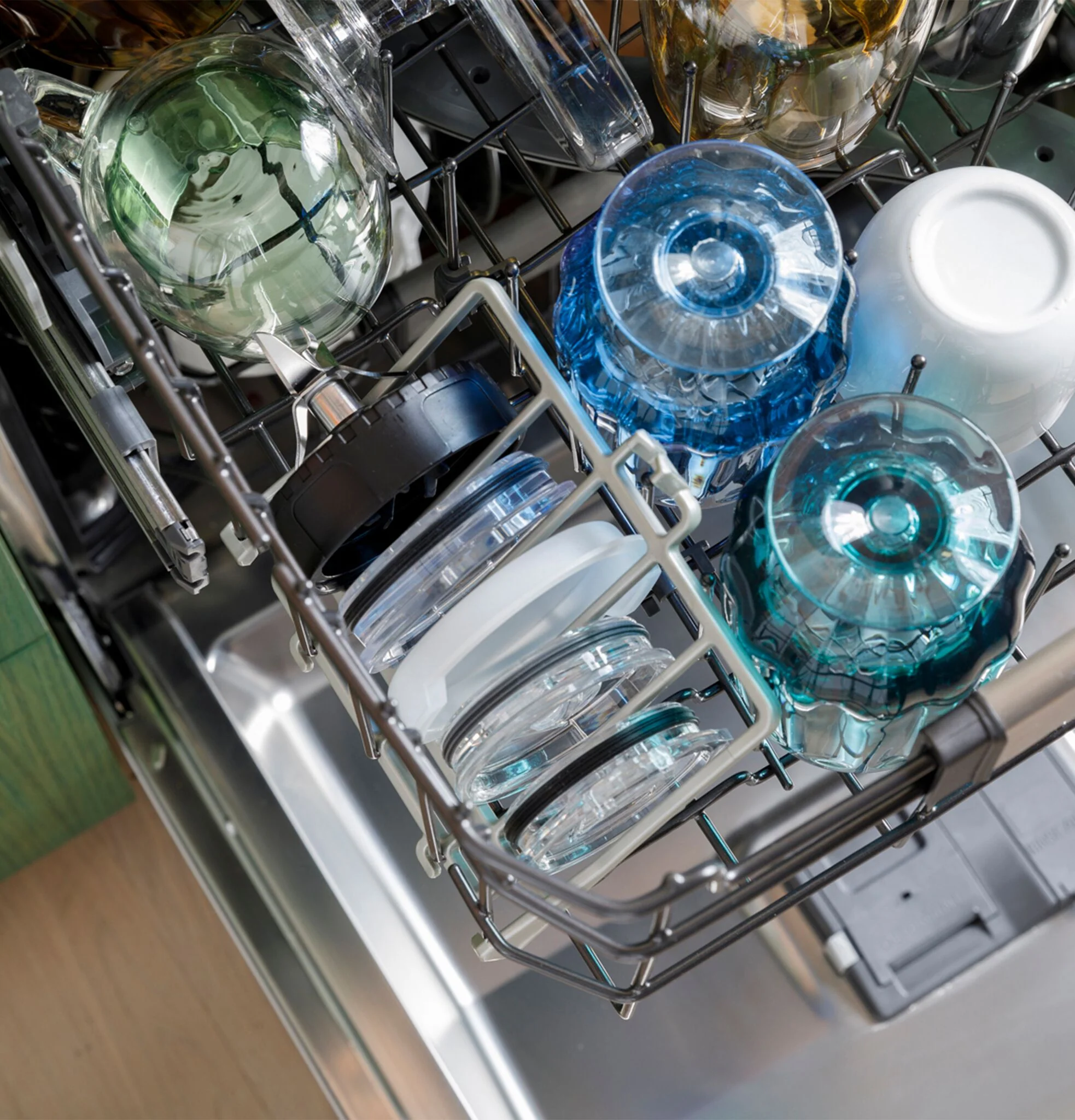 Café Stainless Steel Custom-Fit Dishwasher with UltraWash - CDT888P2VS1 - Image 5