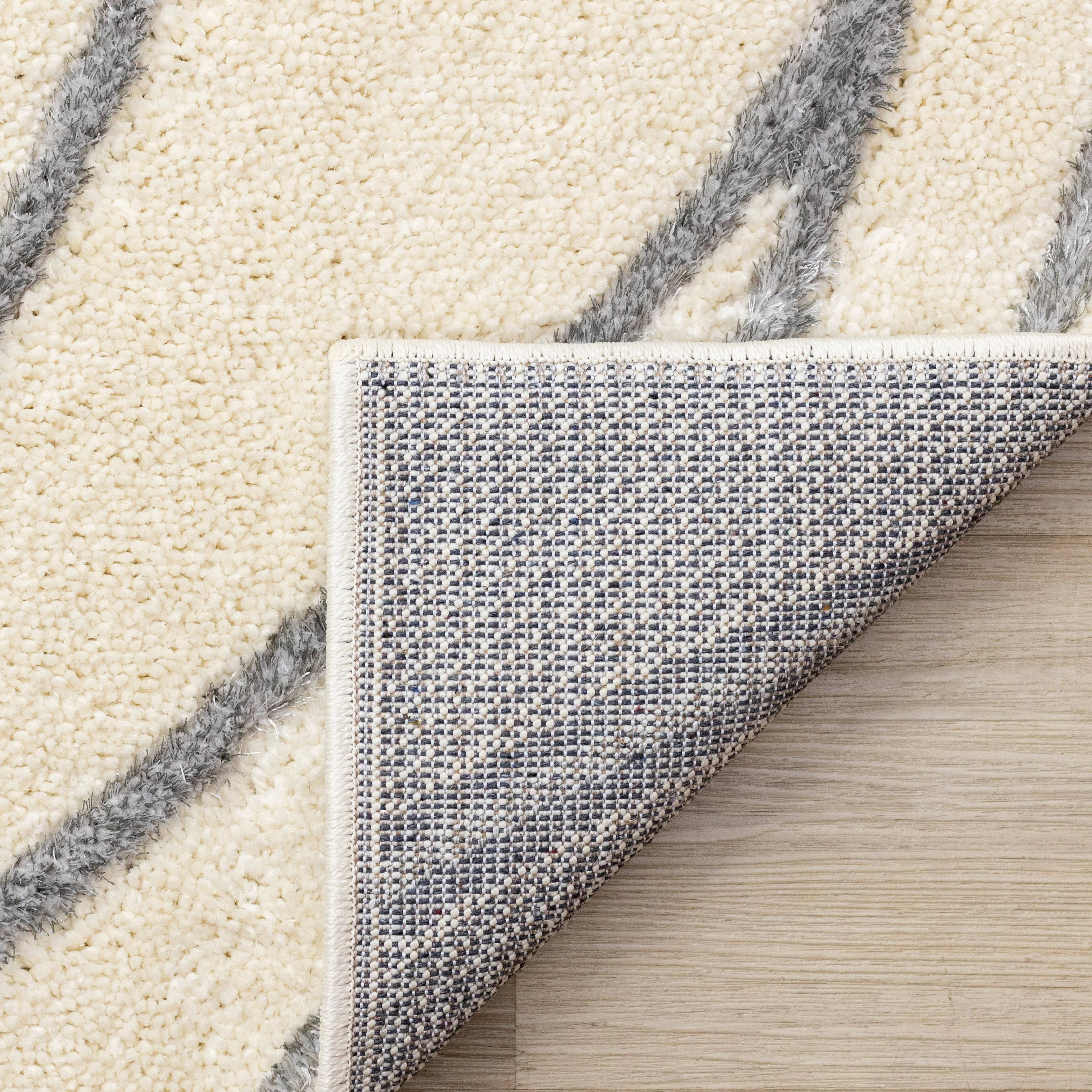 Sully 5'3" x 7'7" Circle Swirl Area Rug - Cream - Image 7