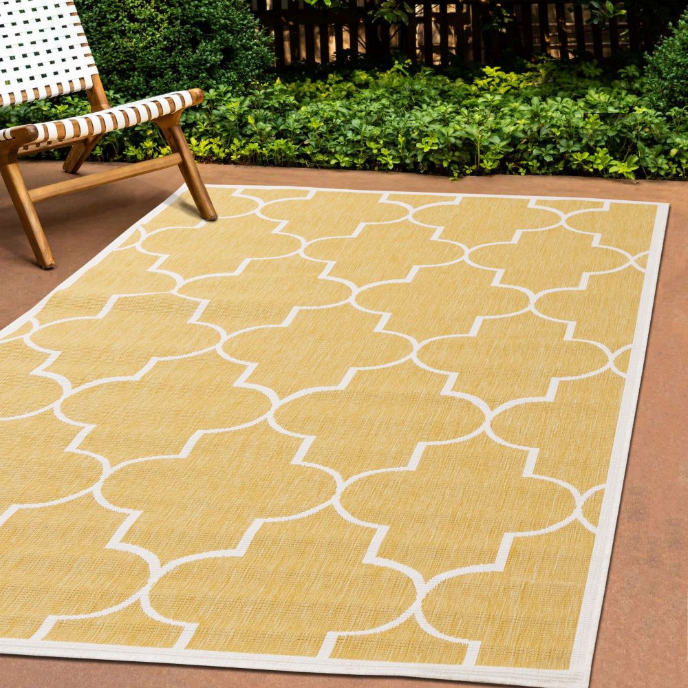 Summer Breeze 5'3" x 7'7" Outdoor Reversible Geometric Rug - Yellow, White - Image 2