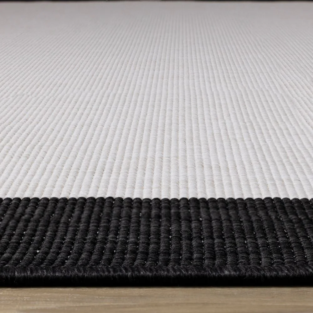 Summer Breeze 5'3" x 7'7" Reversible Outdoor Rug - Cream, Black Border - Image 7