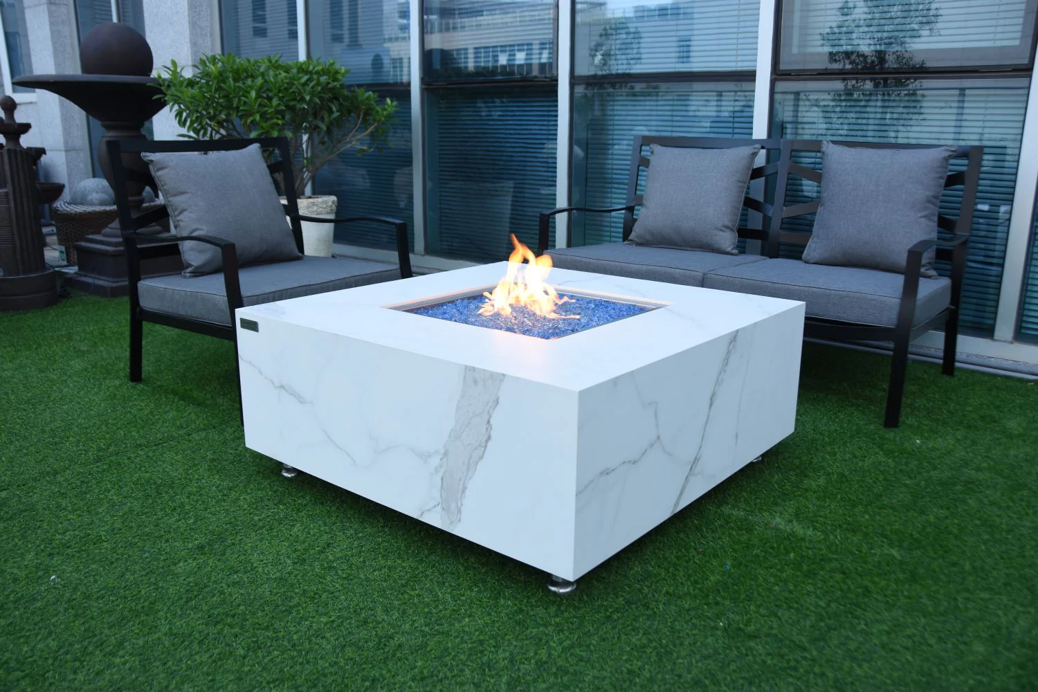 Tambora Marble Porcelain Fire Pit (Elementi) - White / Propane - Image 2