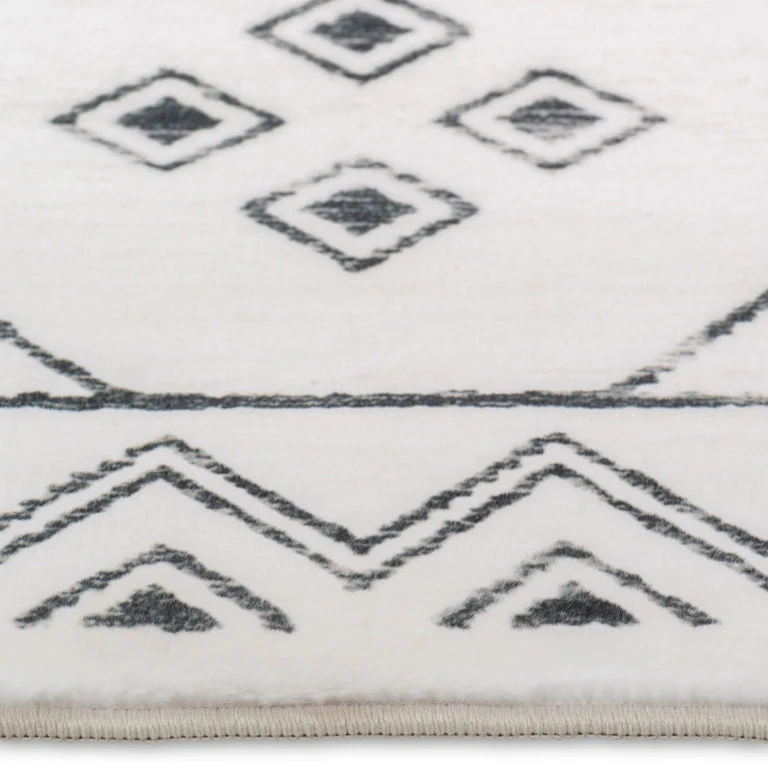 Touch Modern Rug - 5' x 8' - Black - Image 5