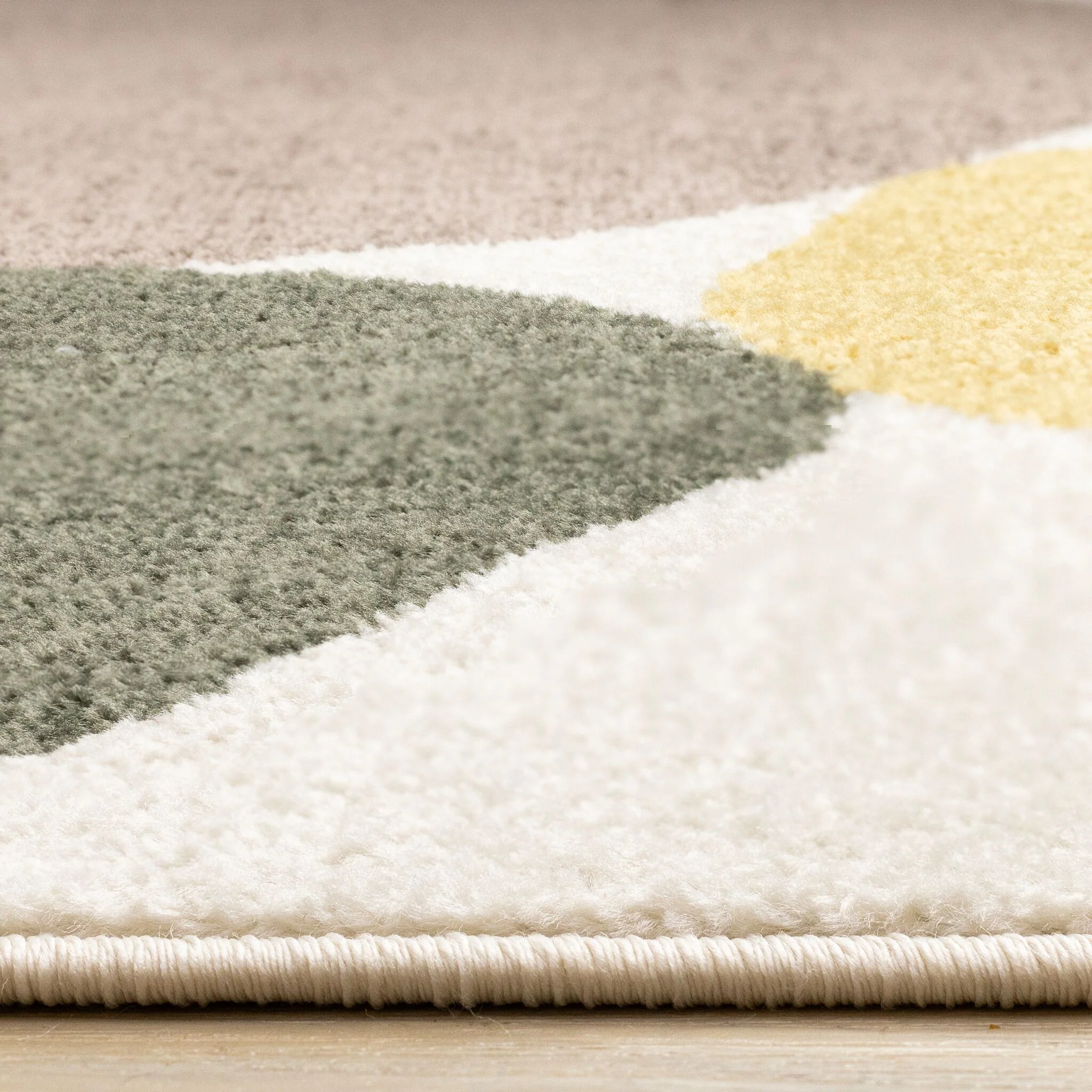 Warm Elements 5'3" x 7'7" Pebbles Design Area Rug - Cream - Image 5