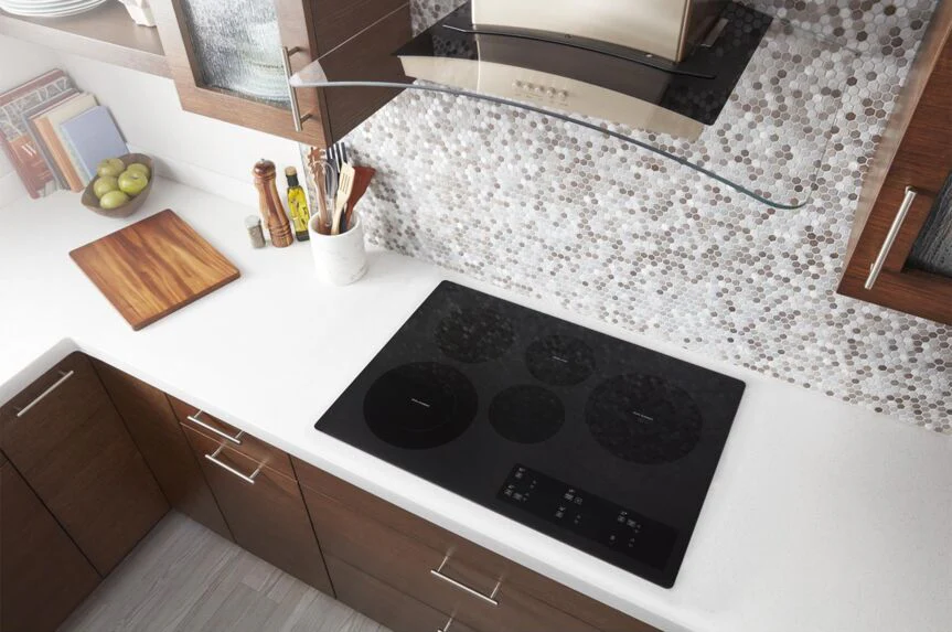 Whirlpool Black 30" Cooktop - WCE97US0KB - Image 3