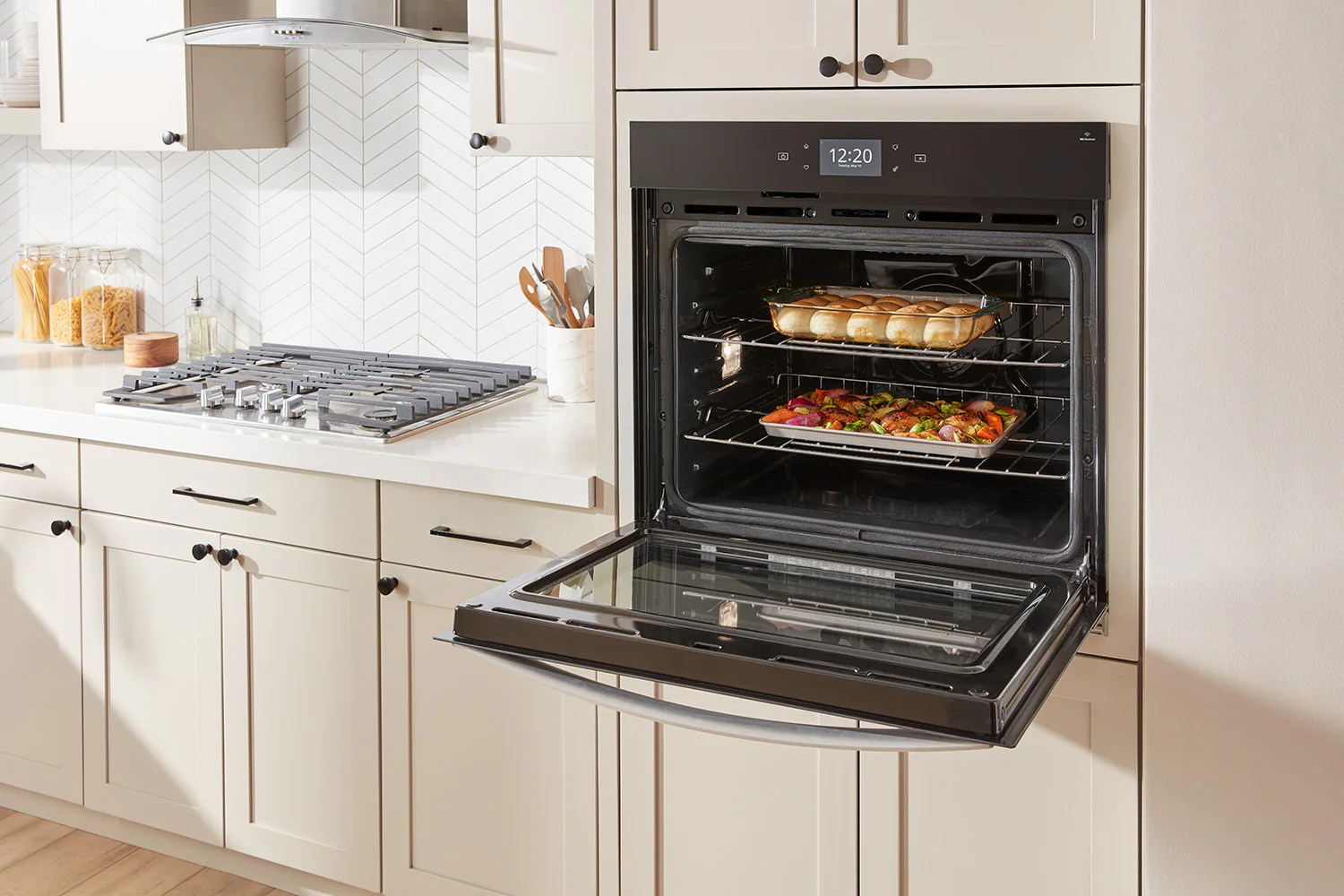 Whirlpool Black Stainless Steel with PrintShield™ Finish Wall Oven (5.00 Cu Ft) - WOES7030PV - Image 8