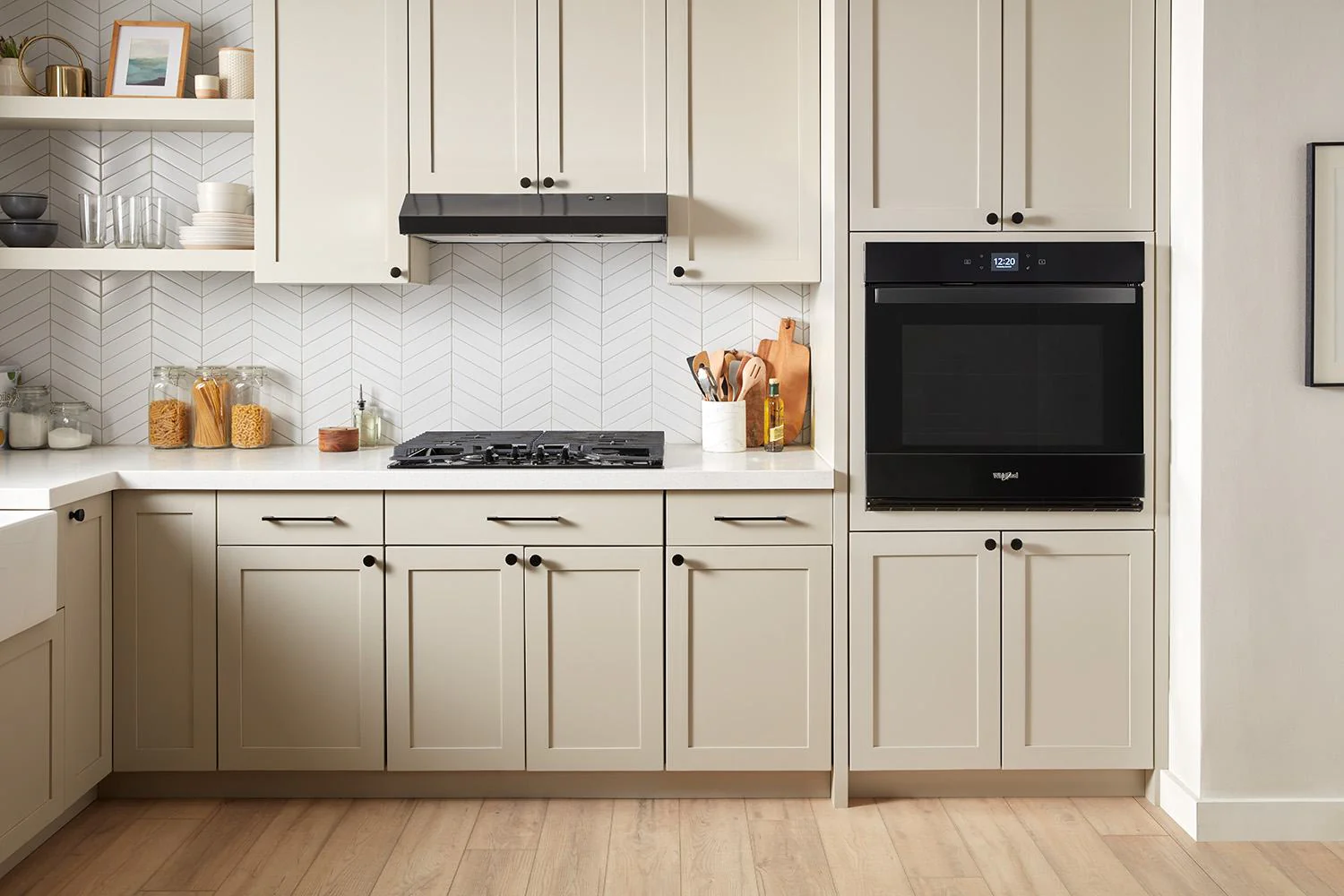 Whirlpool Black Wall Oven (5.00 Cu Ft) - WOES5030LB - Image 8
