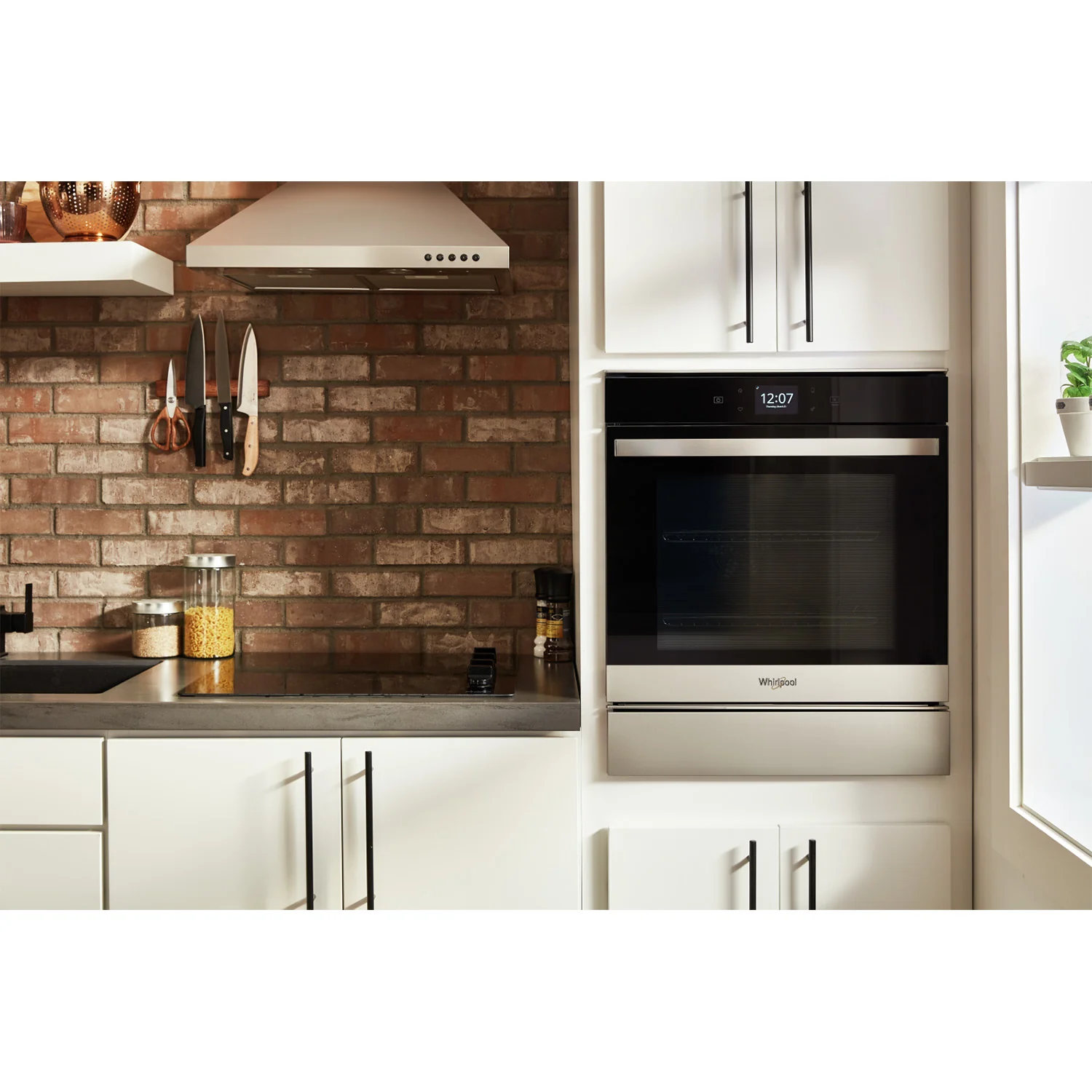Whirlpool Fingerprint Resistant Stainless Steel 24" Smart Wall Oven (2.90 Cu. Ft) - YWOS52ES4MZ - Image 5