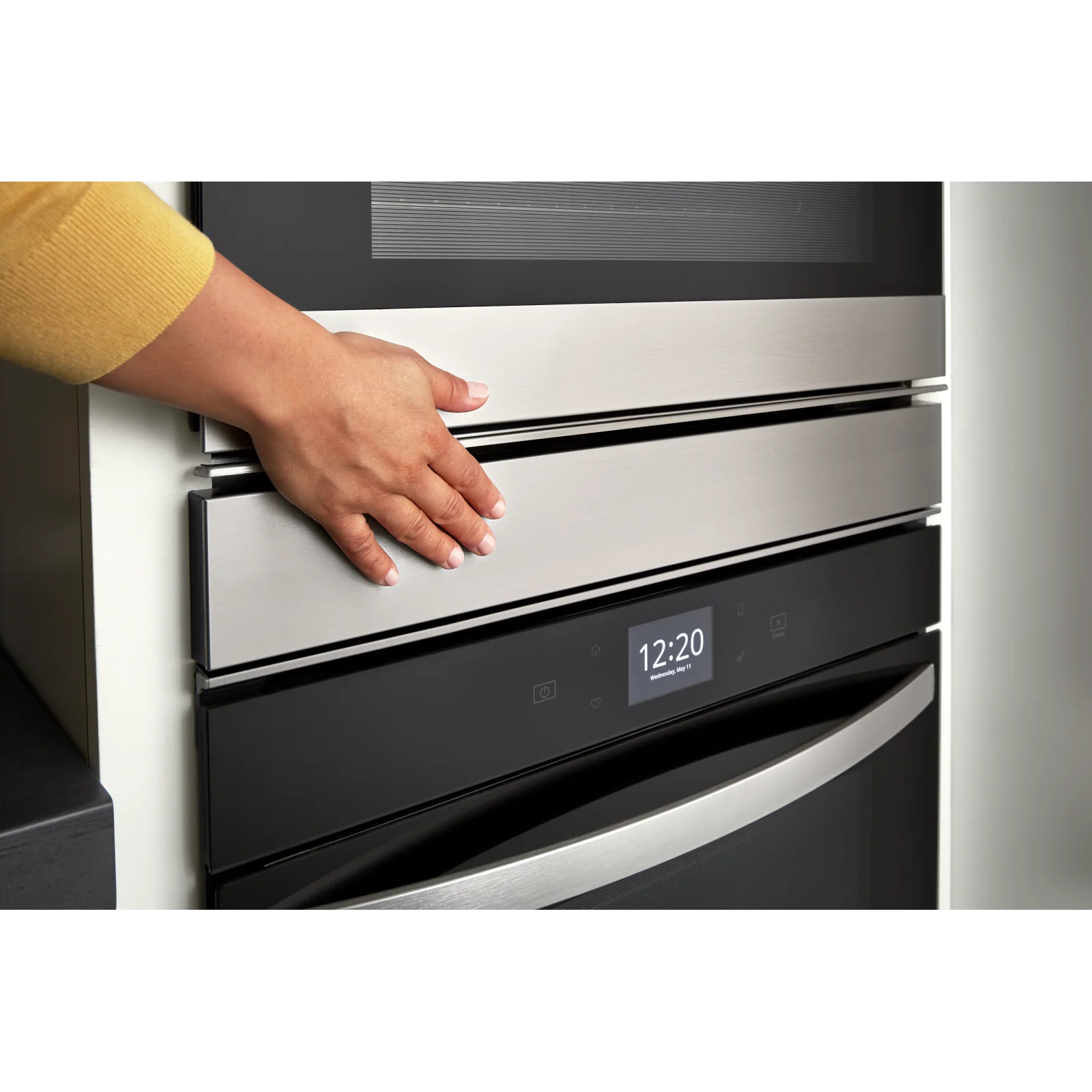 Whirlpool Fingerprint Resistant Stainless Steel 24" Smart Double Wall Oven (5.80 Cu. Ft) - WOD52ES4MZ - Image 6