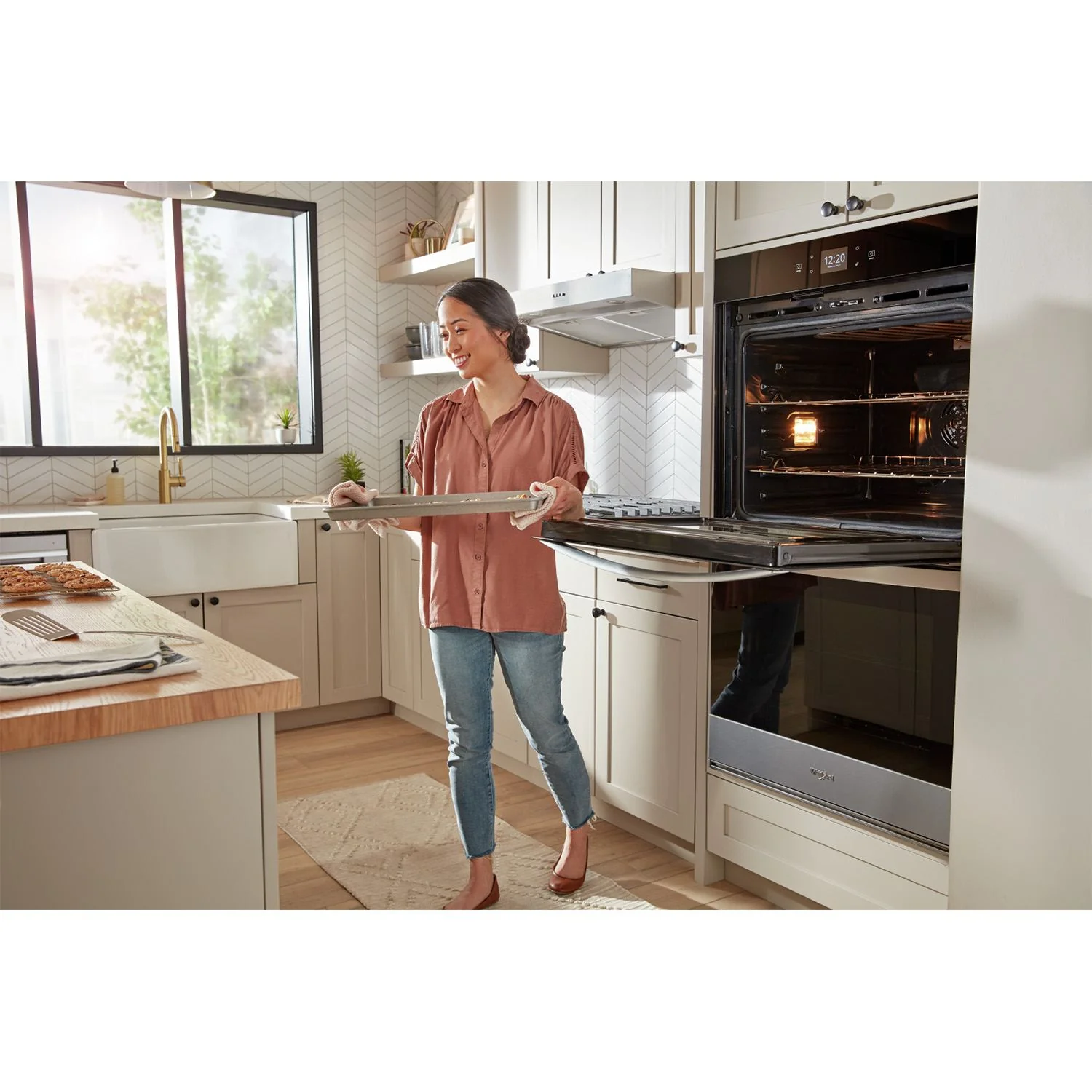 Whirlpool Fingerprint Resistant Stainless Steel Double Wall Oven (10.00 Cu Ft) - WOED5030LZ - Image 11
