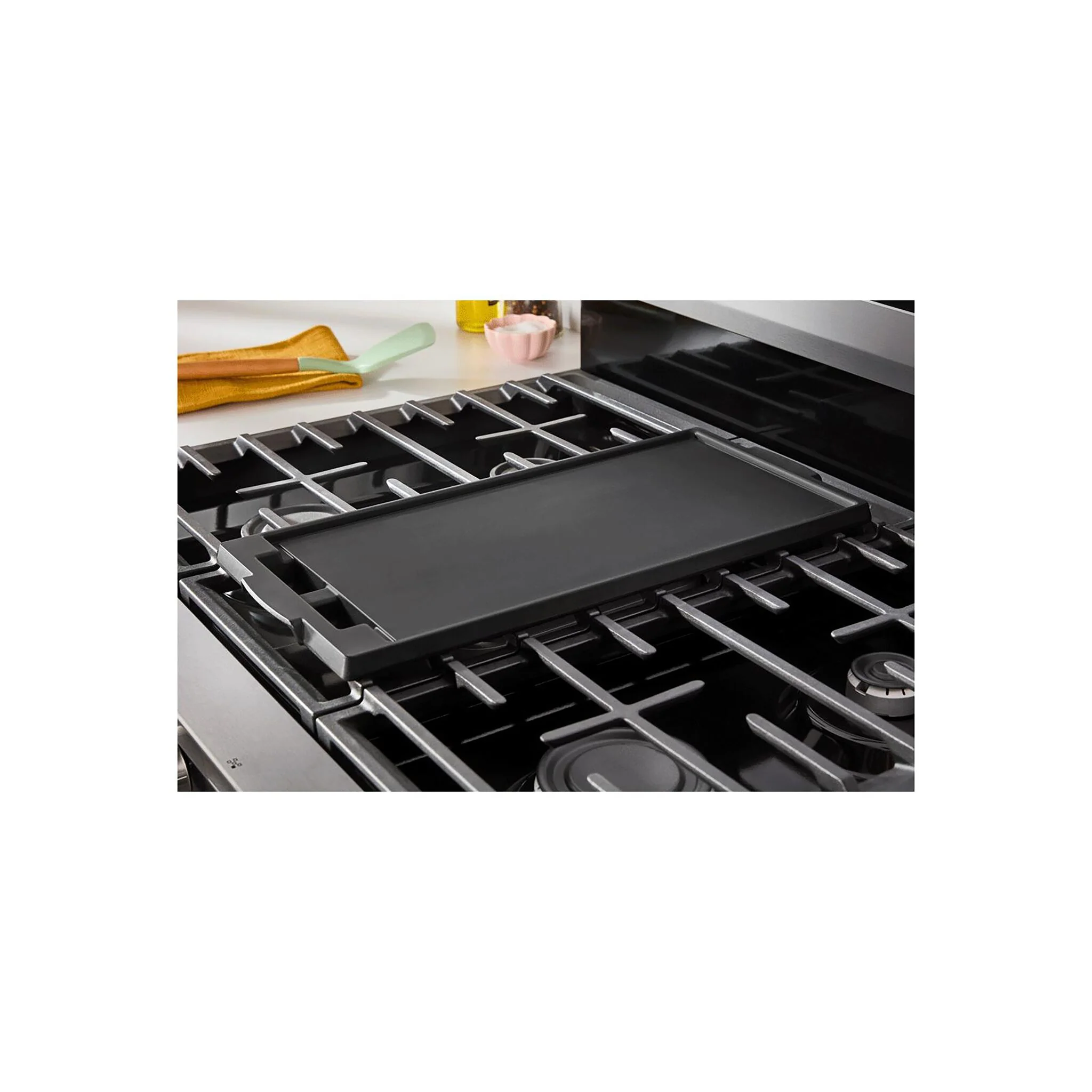 Whirlpool Fingerprint Resistant Stainless Steel Gas Freestanding Range (5 Cu.Ft.) - WFGS5030RZ - Image 4
