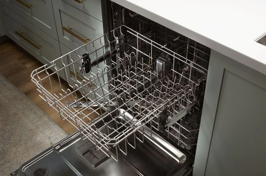 Whirlpool White Dishwasher with Deep Top Rack (50 dBA) - WDT740SALW - Image 6