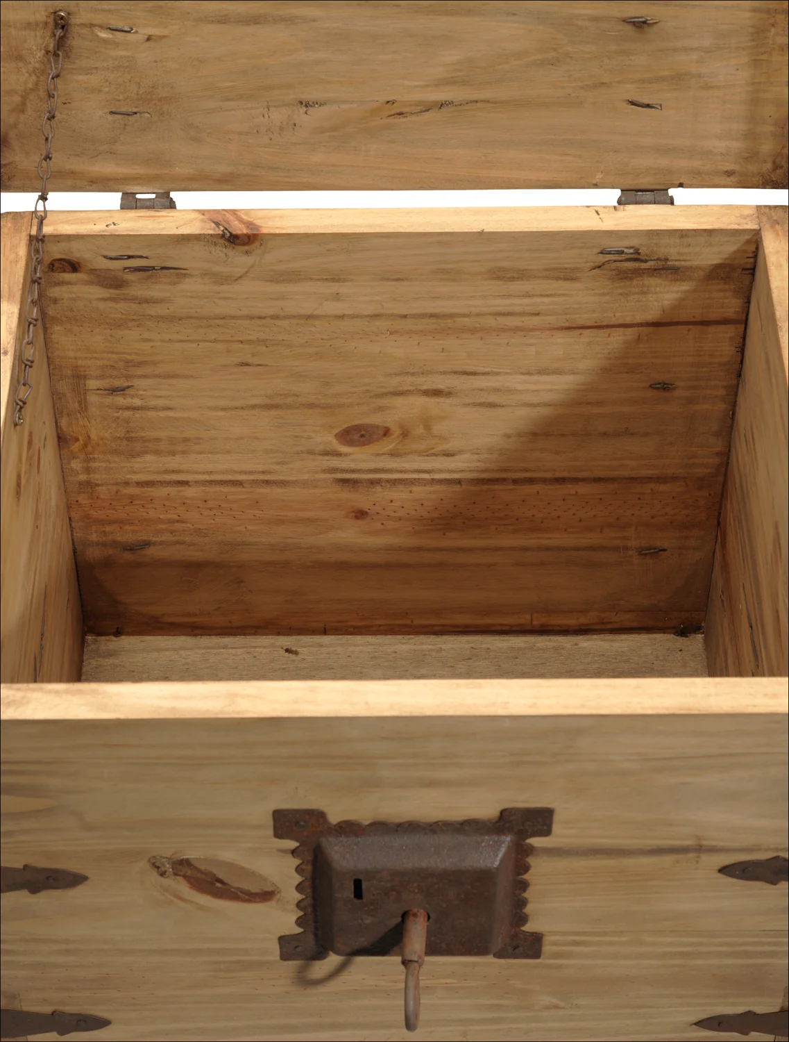 Wilcott End Table - Natural Pine - Image 3